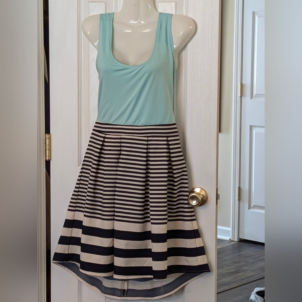 Charming Charlie Open Back Scoop Neck Sleeveless Dress  L